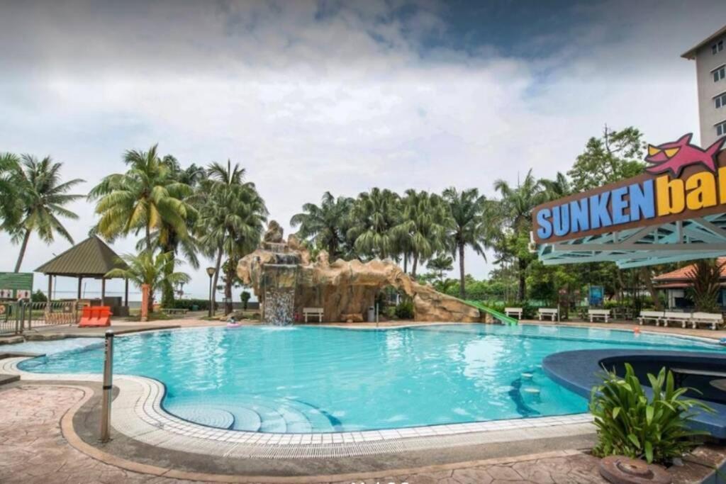 2 Bedroom Port Dickson Seaview Bagian luar foto